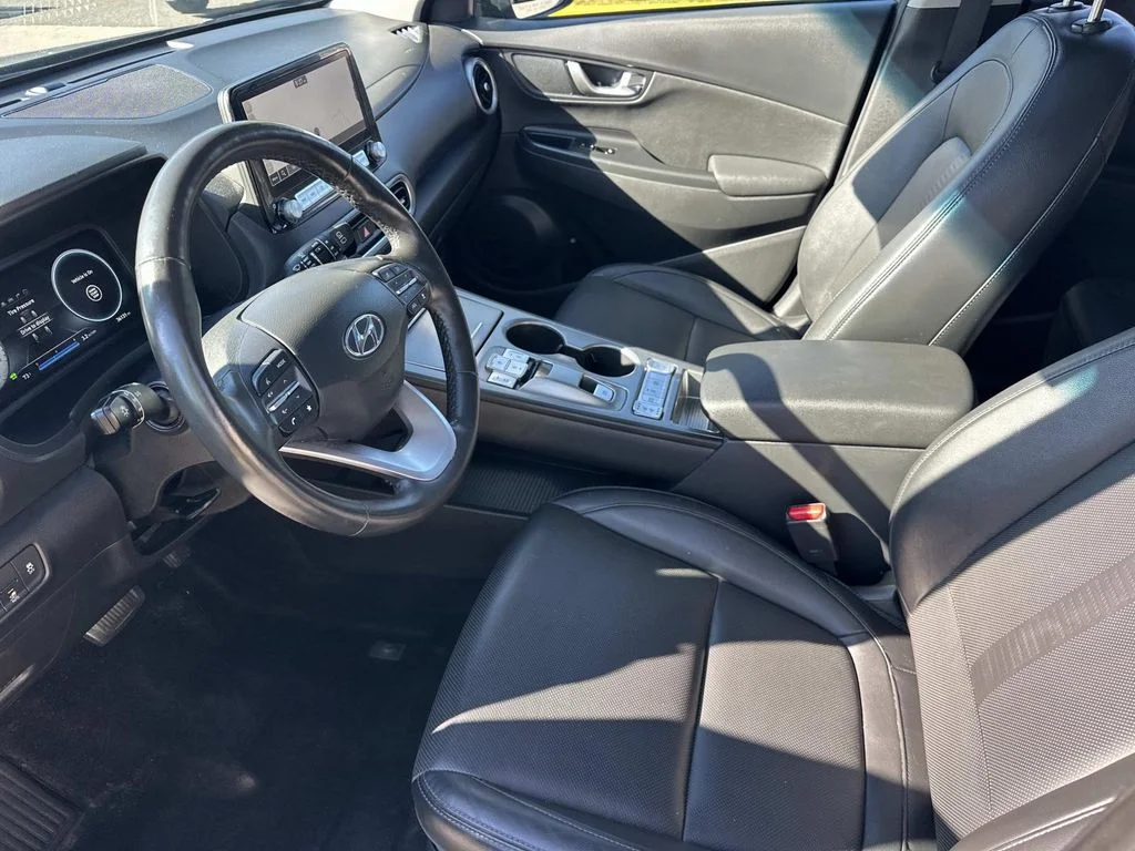 Used 2023 Gray Hyundai Limited image 18
