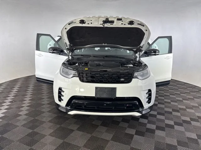 Used 2023  Land Rover S R-Dynamic image 11
