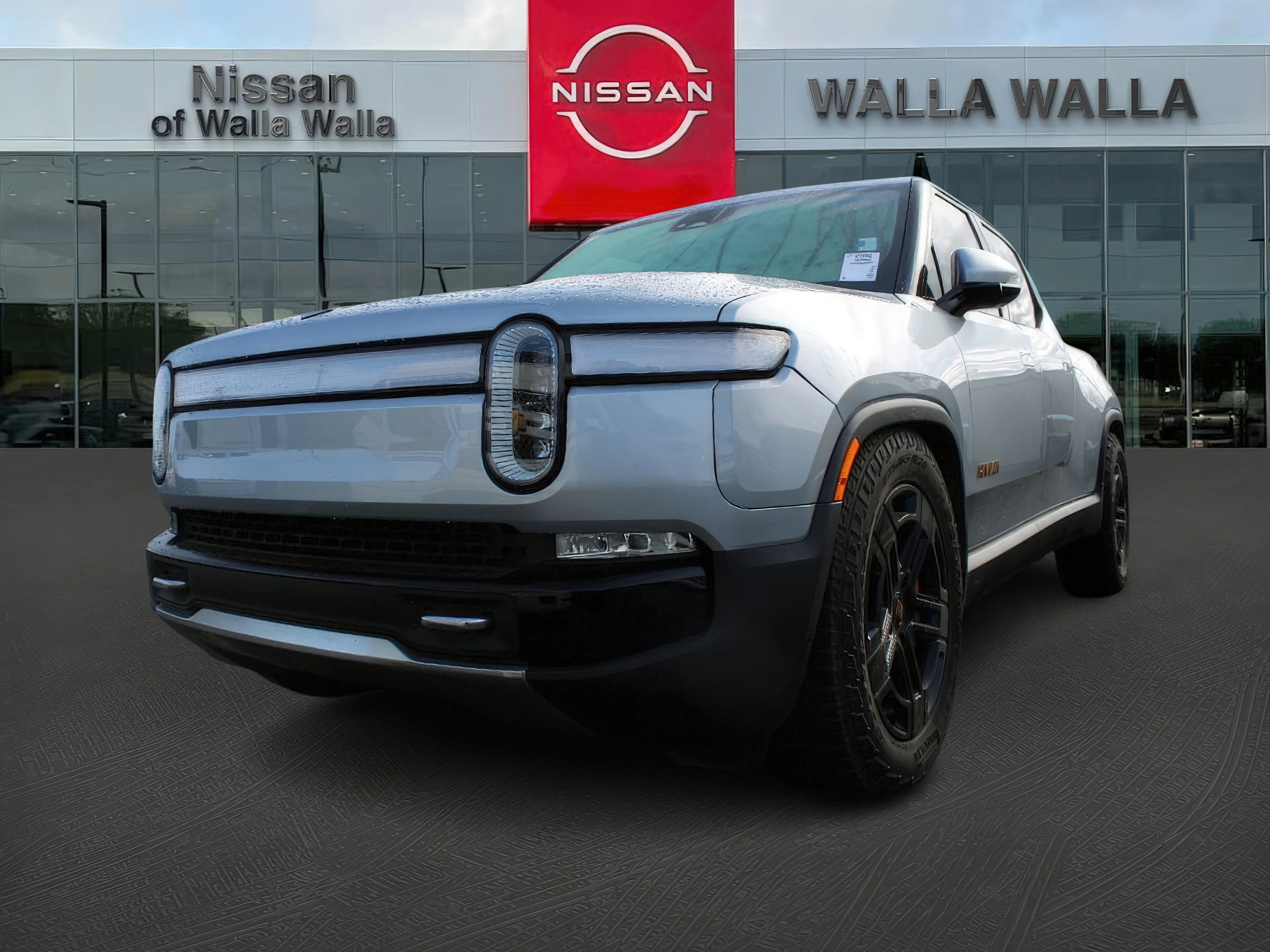 2023 Rivian R1T Adventure - Photo 18