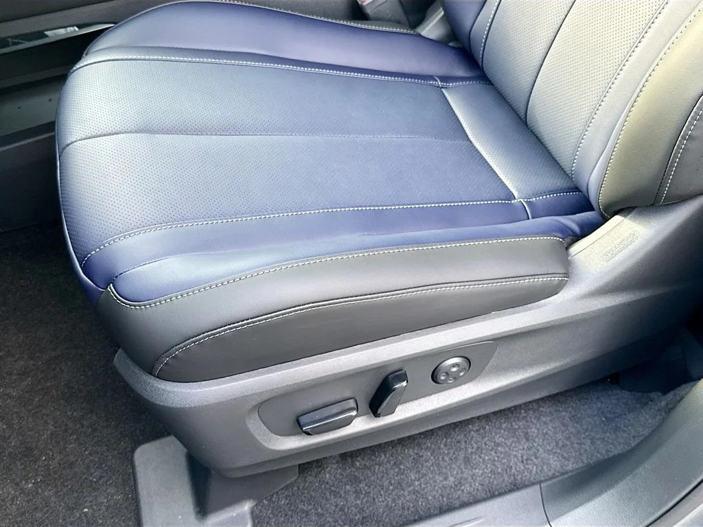 Certified Used 2026 Gray INFINITI SPORT image 21