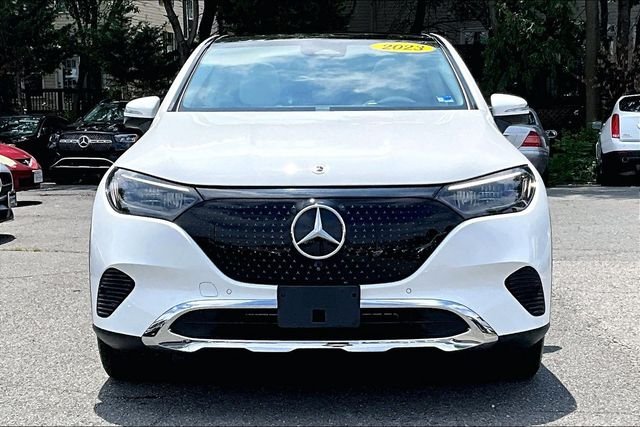 Certified Used 2023 White Mercedes-Benz 350 SUV image 2