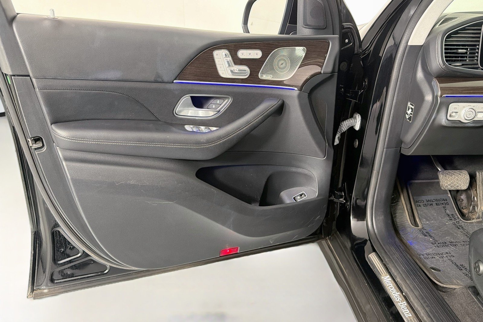 Certified Used 2024 Black Mercedes-Benz 450 image 22
