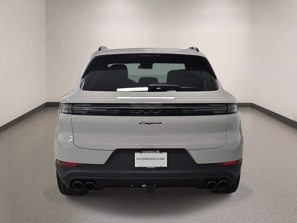 New 2026 Chalk Porsche  image 6