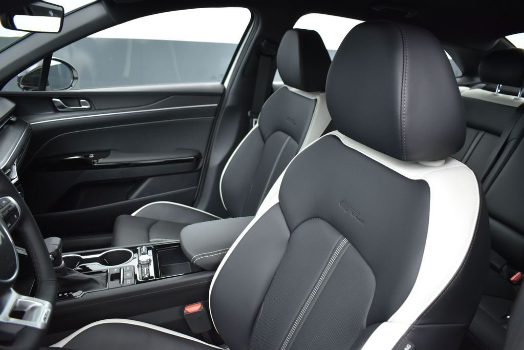 New 2026 Snow White Pearl Kia GT-Line FWD image 9