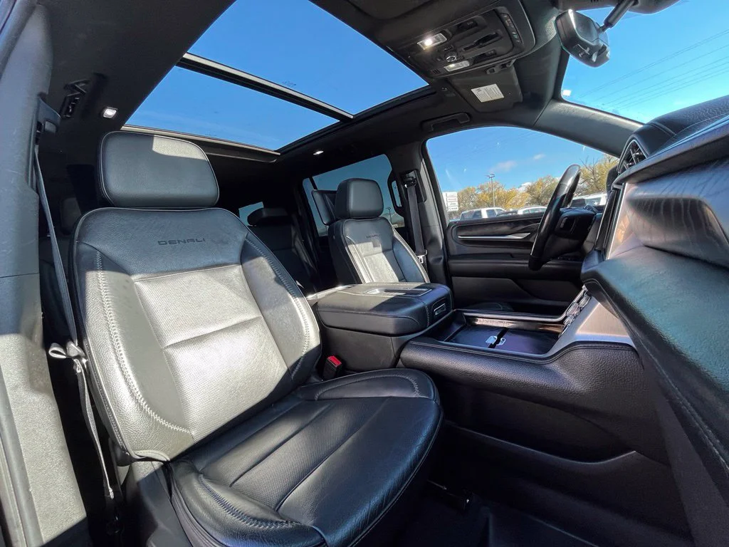 Used 2021 Black GMC Denali image 21