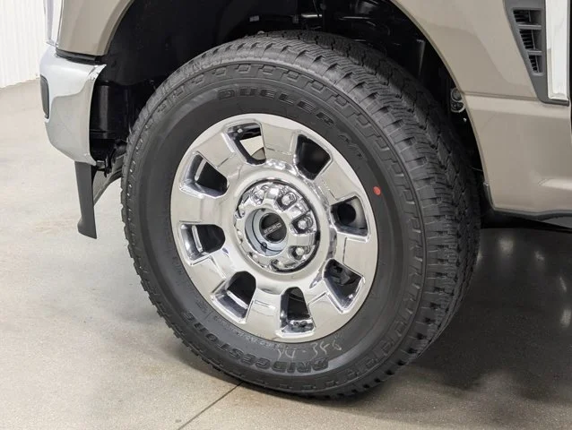 New 2026 Marsh Gray Ford F-250® Lariat® image 40