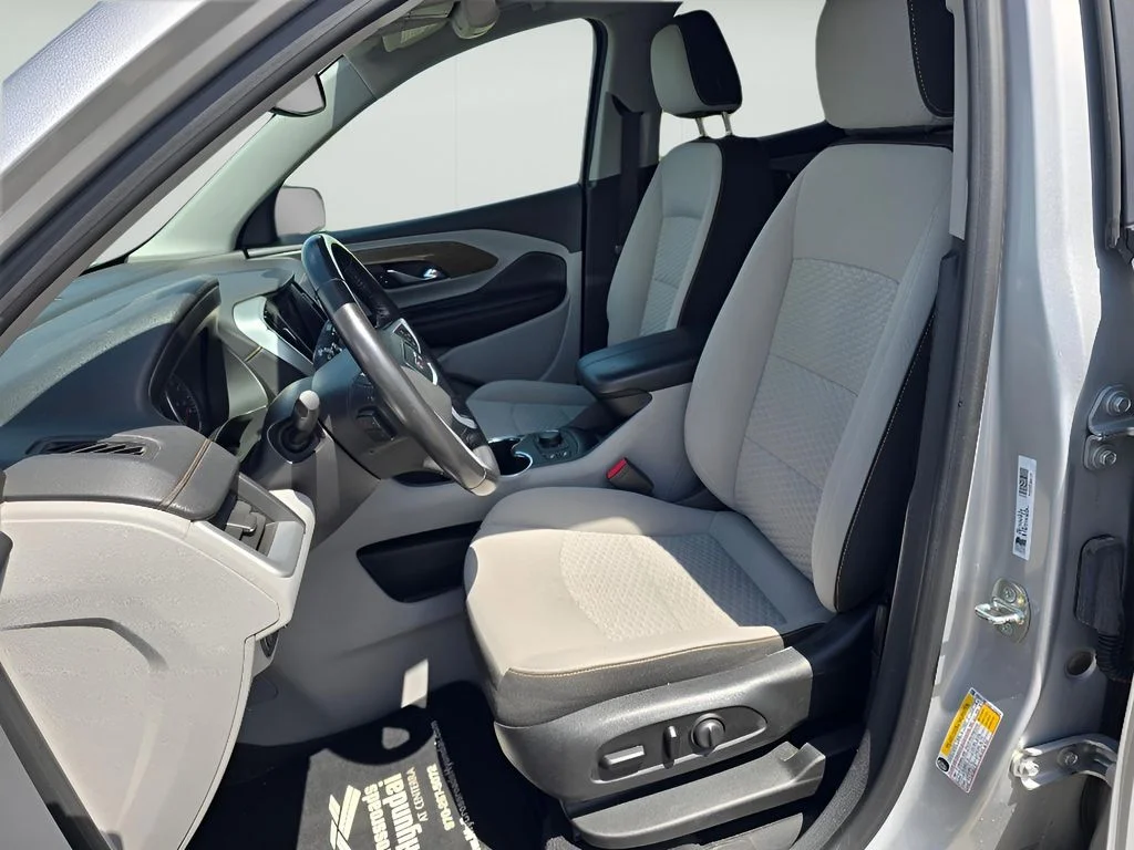 Used 2021 Quicksilver Metallic GMC SLE image 20