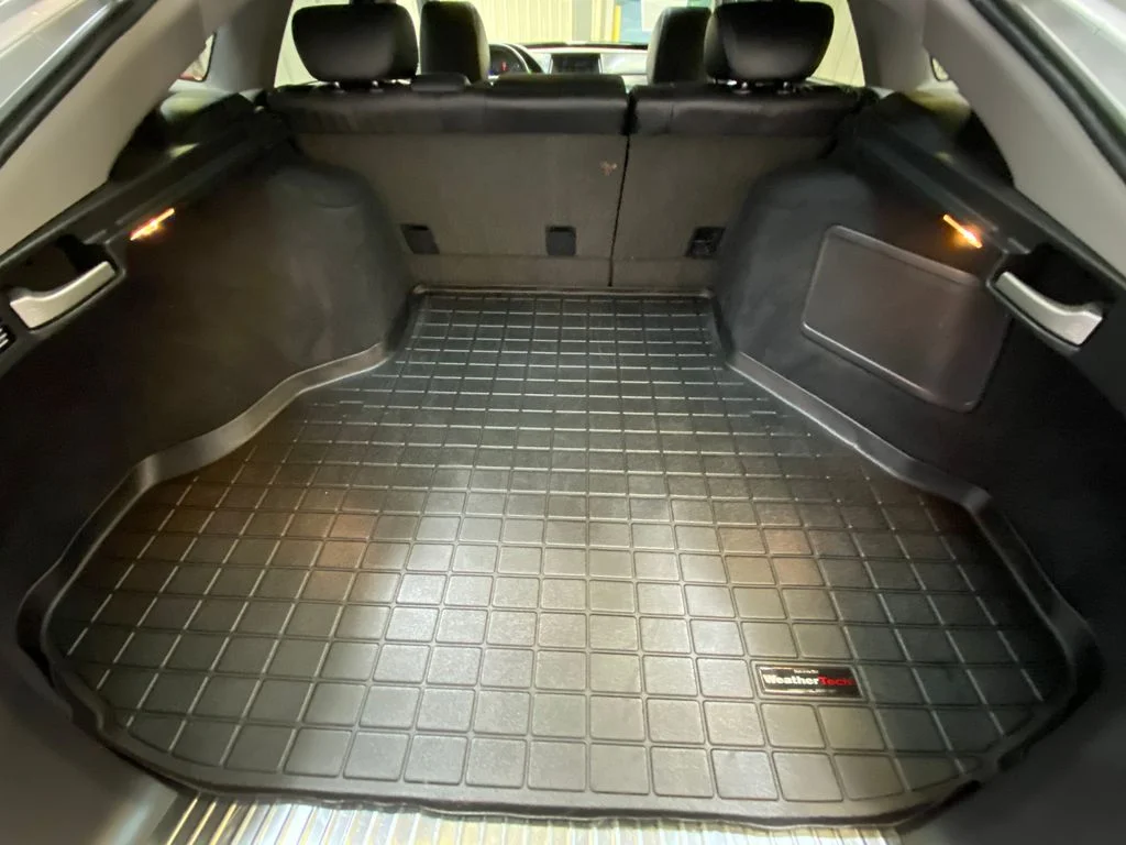 Used 2012 Silver Honda EX-L image 30
