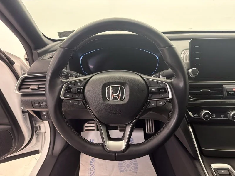 Used 2022  Honda Sport image 22