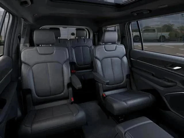 New 2026 Fathom Blue Pearl-Coat Exterior Paint Jeep Limited image 41