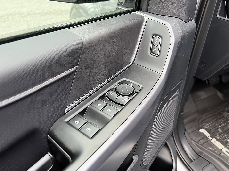 New 2026 Iconic Silver Metallic Ford XLT image 11