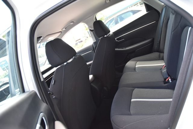 2025 Hyundai Sonata SE - Photo 18