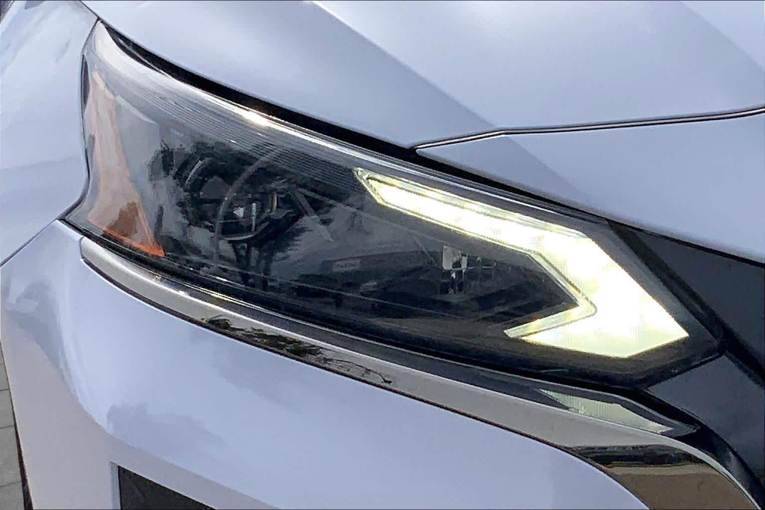 Used 2023 Gray Sky Pearl Nissan 2.5 SR image 28