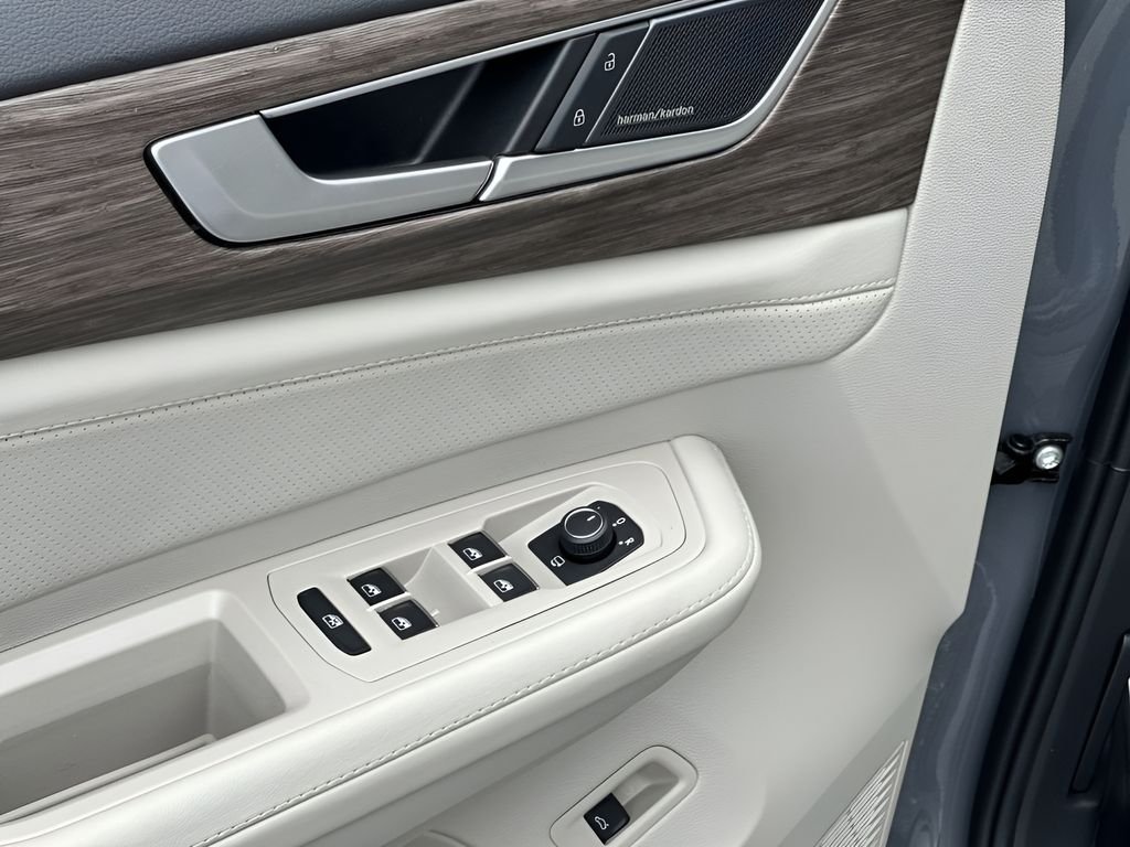 2026 Volkswagen Atlas SEL Premium R-Line - Photo 13