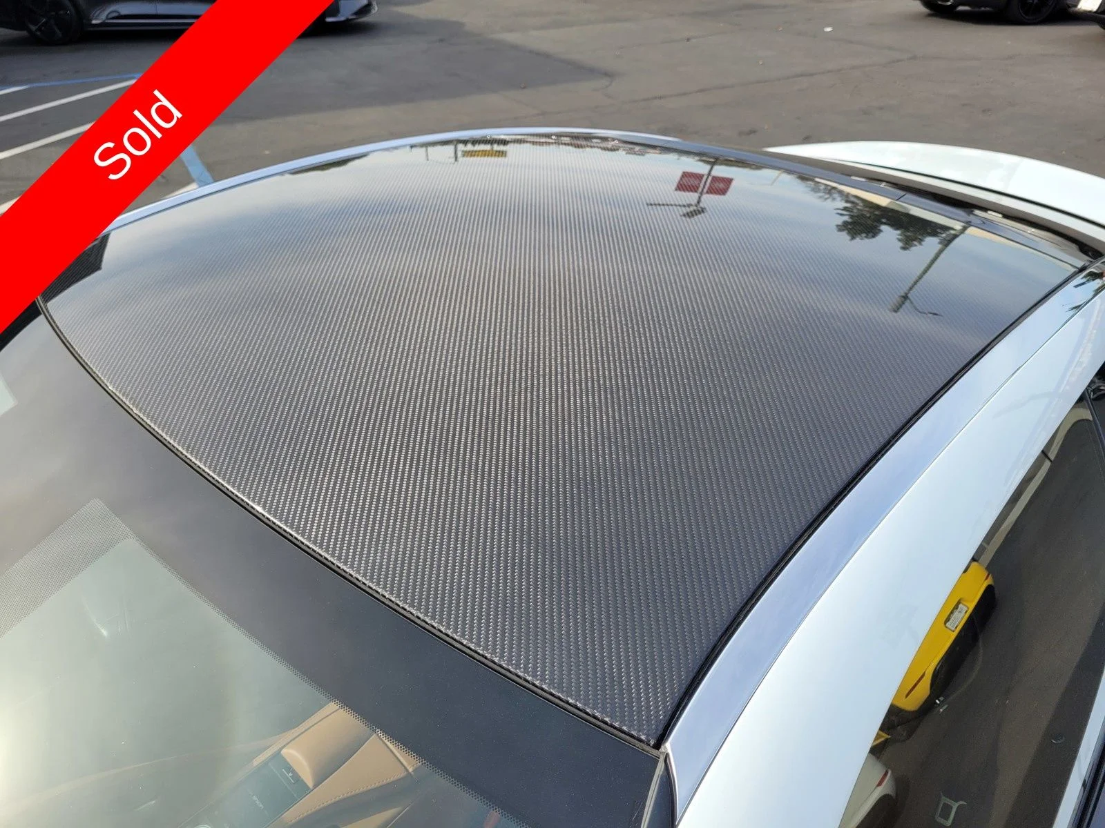 Used 2019 White Lexus 500h image 28