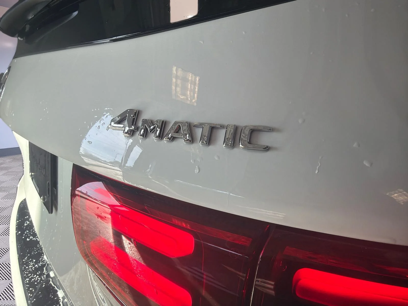 New 2026 White Mercedes-Benz Glb 250 4matic Suv image 28