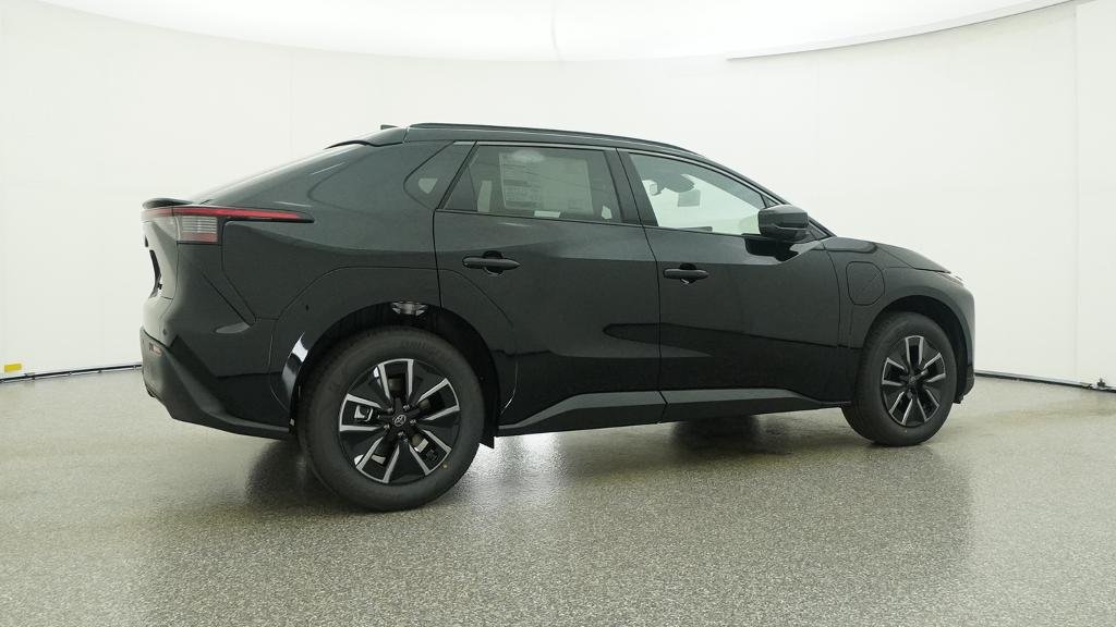 New 2026 Midnight Black Metallic Toyota XLE image 15