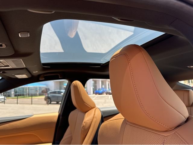 2026 Lexus ES BEV 350e Premium - Photo 15