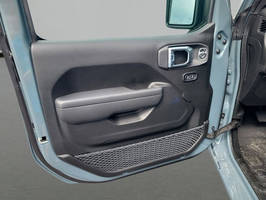 New 2026 Anvil Clear-Coat Exterior Paint Jeep Sport S image 26