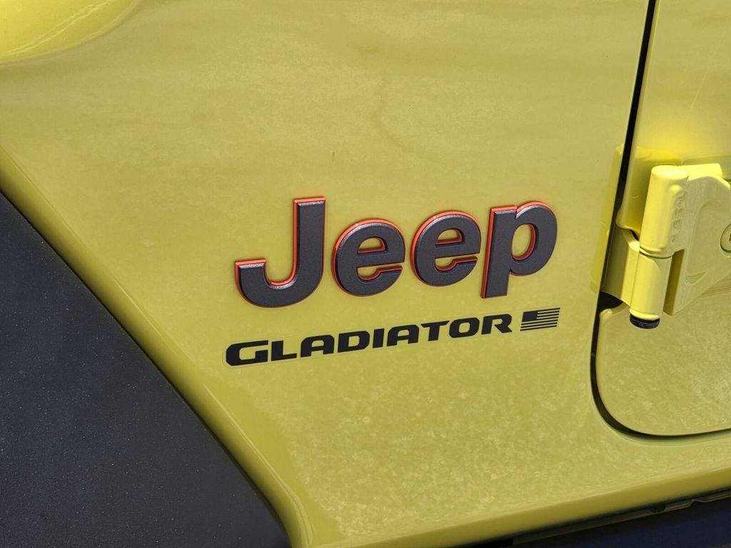 Used 2024 Yellow Jeep Mojave image 10