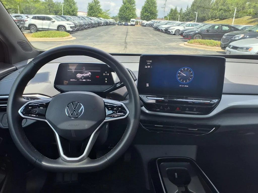 Certified Used 2023 Deep Black Pearl Volkswagen Pro S image 13