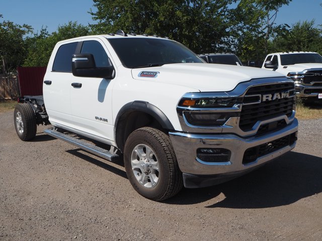 2026 Ram 3500 Big Horn photo 4