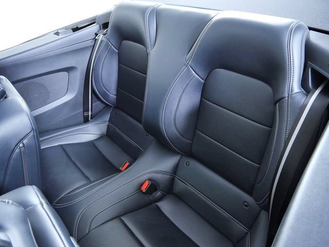 Certified Used 2025  Ford GT Premium image 16
