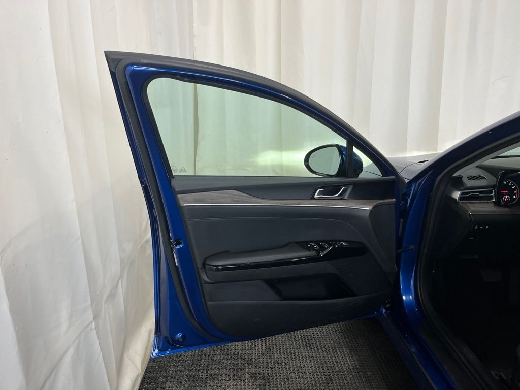 Used 2023 Blue Kia EX image 19