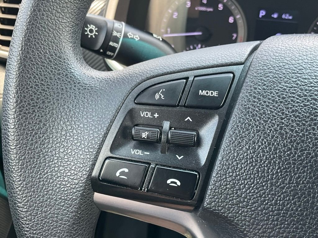 Certified Used 2021 Aqua Blue Hyundai SE image 4