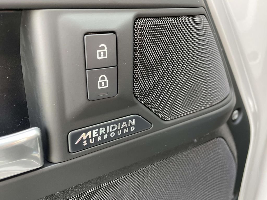 New 2026 Borasco Grey Land Rover X-Dynamic SE image 35
