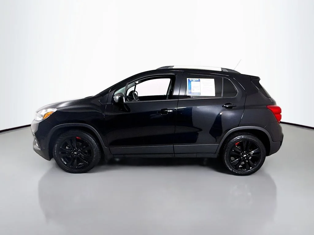 Used 2020  Chevrolet LT image 4