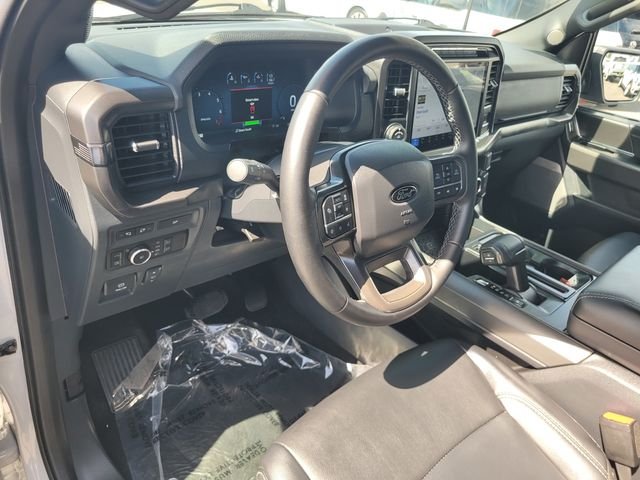 Used 2024 White Ford XLT image 12