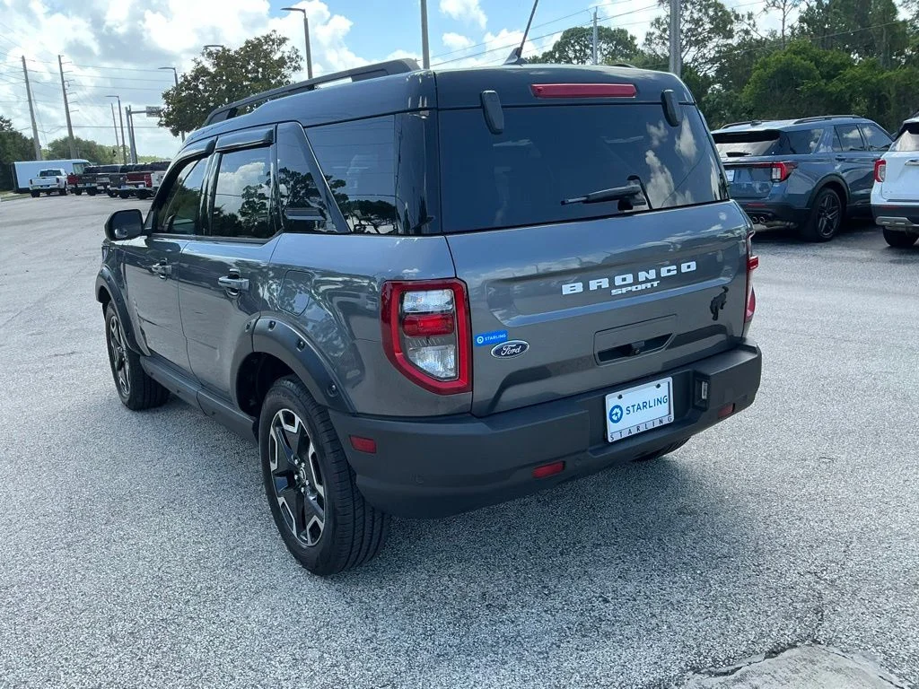 Used 2021 Gray Ford Outer Banks image 5