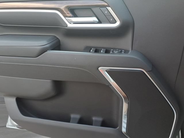New 2026 Sterling Gray Metallic Chevrolet LT image 13
