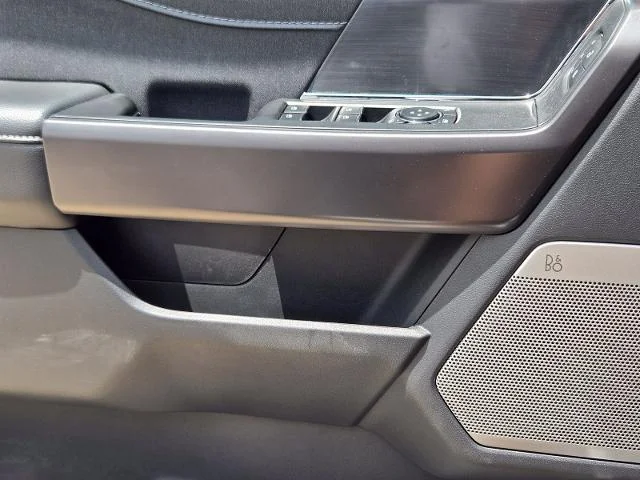 New 2026 Star White Metallic Tri-Coat Ford Lariat® image 35