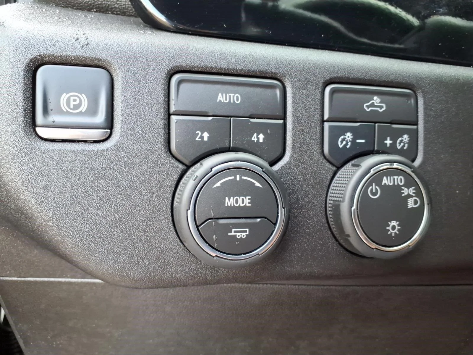 Used 2026 Sterling Gray Metallic Chevrolet LT image 17