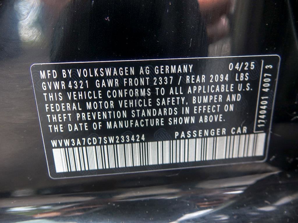 Used 2025 Mythos Black Metallic Volkswagen SE image 27