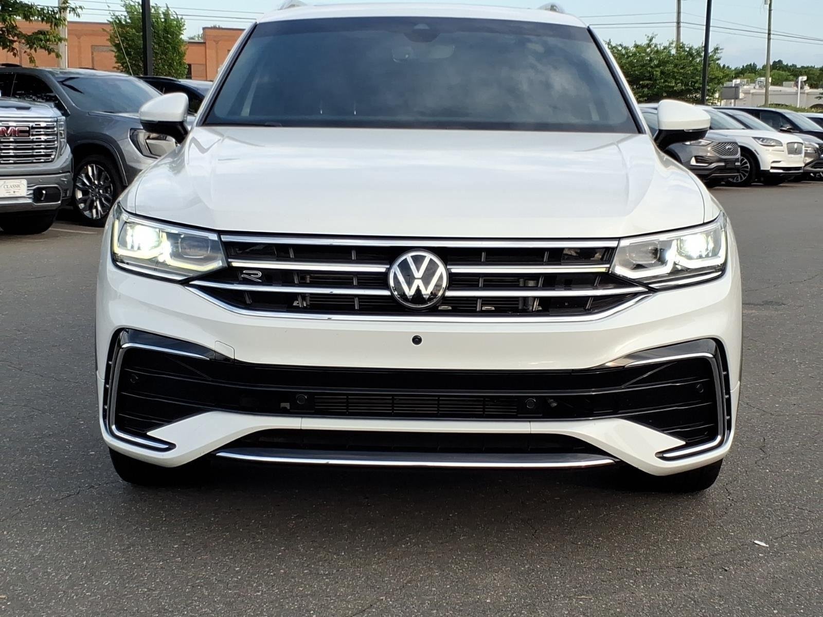 Used 2023 Opal White Pearl Volkswagen SEL R-Line image 14