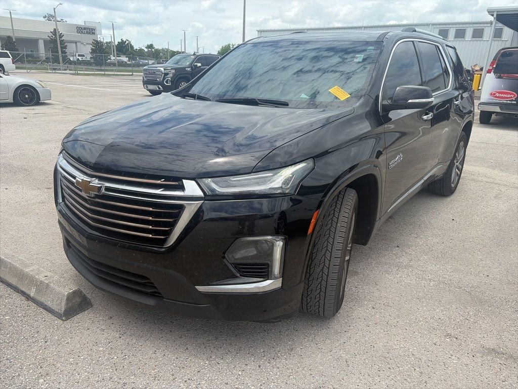 2023 Chevrolet Traverse AWD High Country's photo