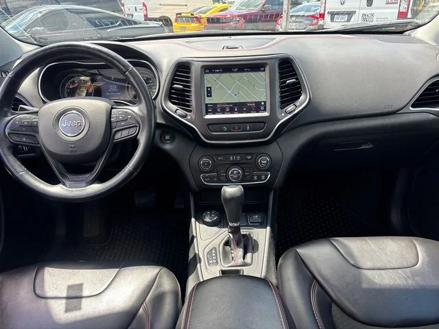 Used 2021 Green Jeep Trailhawk image 10
