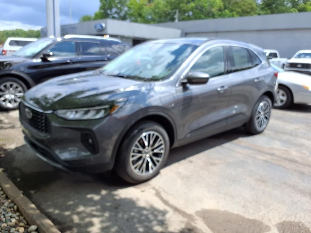 2025 Ford Escape Plug-in hybrid PHEV