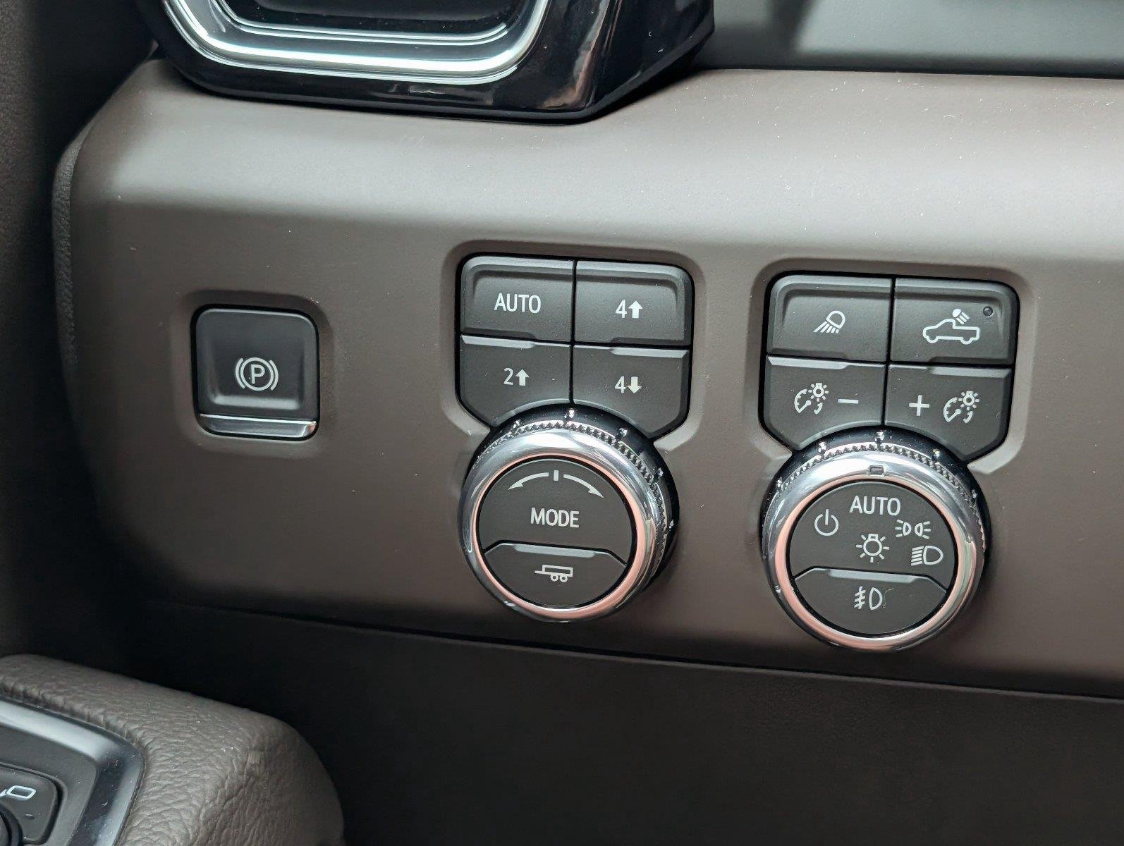 New 2026 Glacier White Tricoat GMC Denali image 26