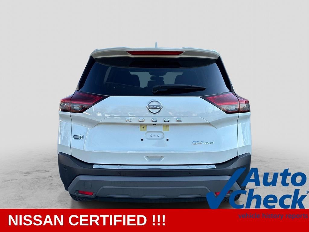 Used 2023 White Nissan SV image 6