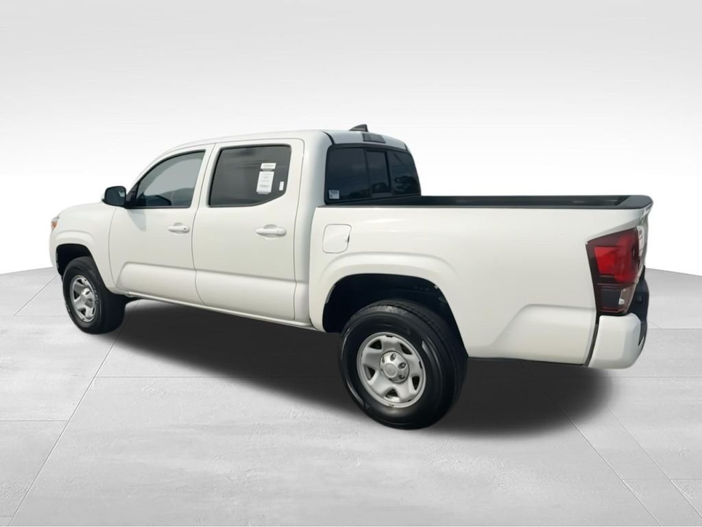 Used 2023 White Toyota SR image 6
