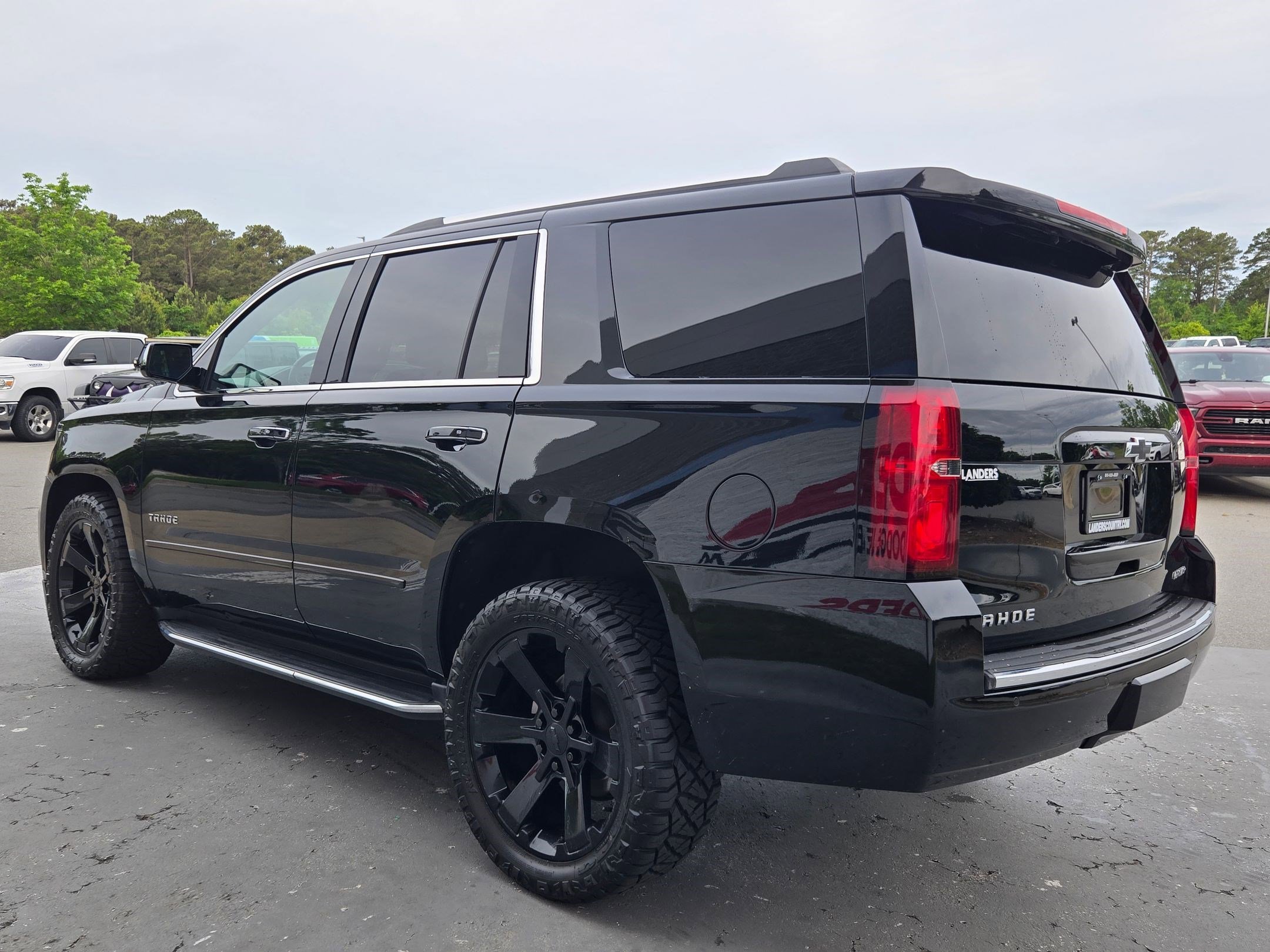 Used 2019 Black Chevrolet Premier image 5