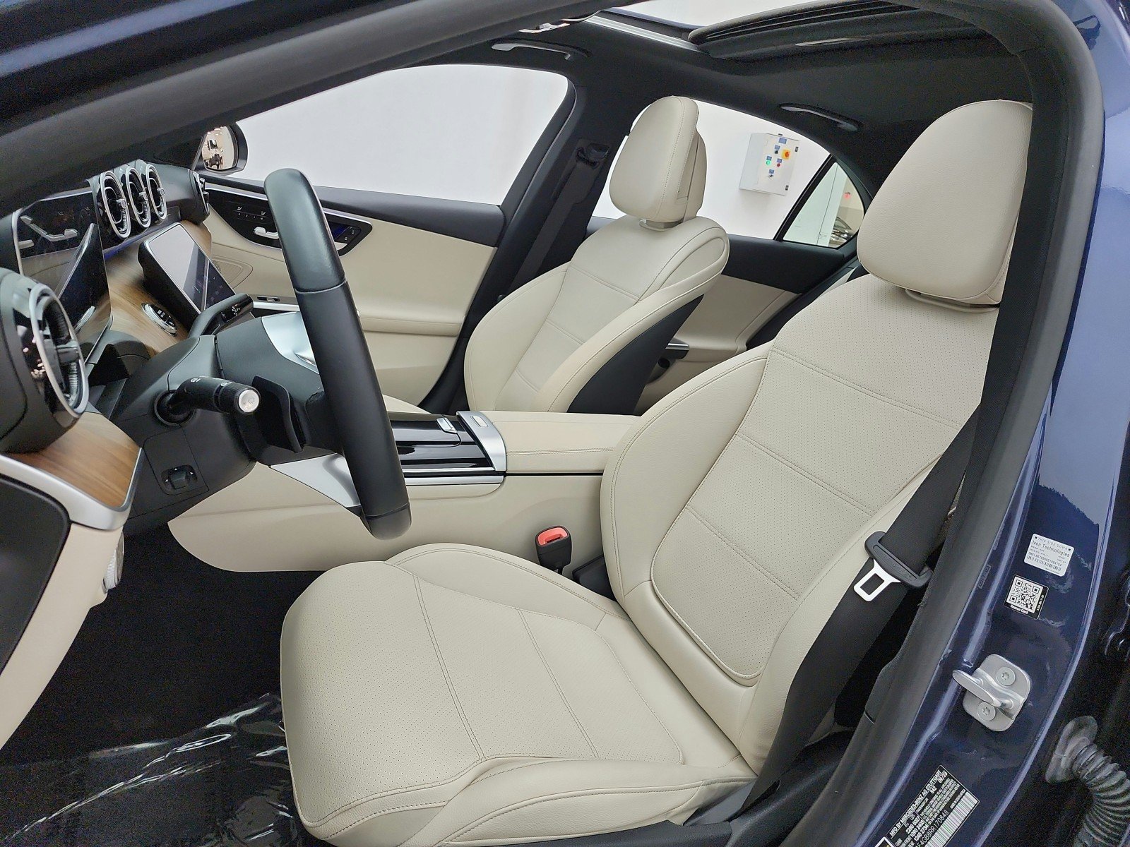 Used 2024 Twilight Blue Metallic Mercedes-Benz C 300 Sedan image 10