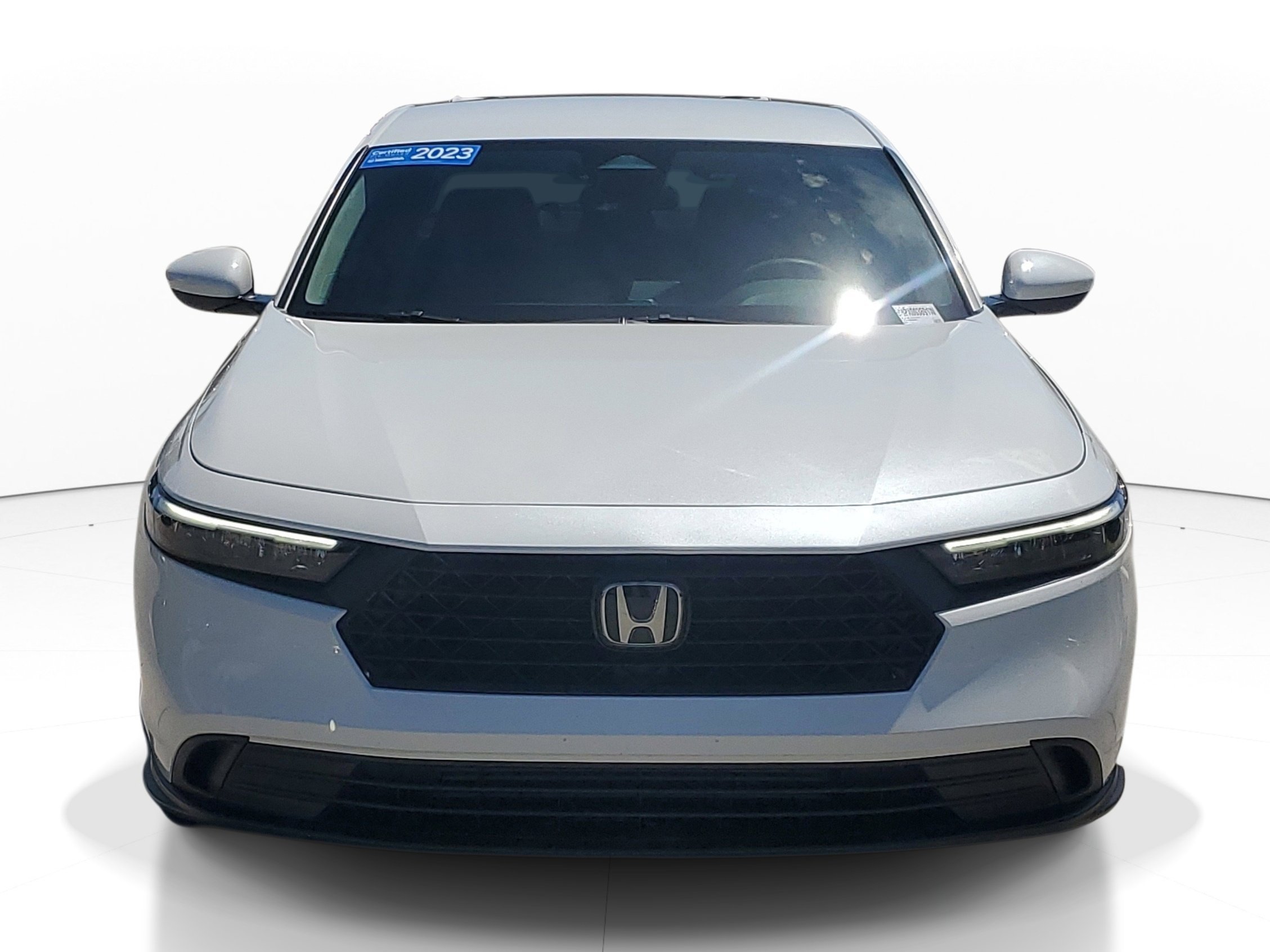 Used 2023 White Honda LX image 1
