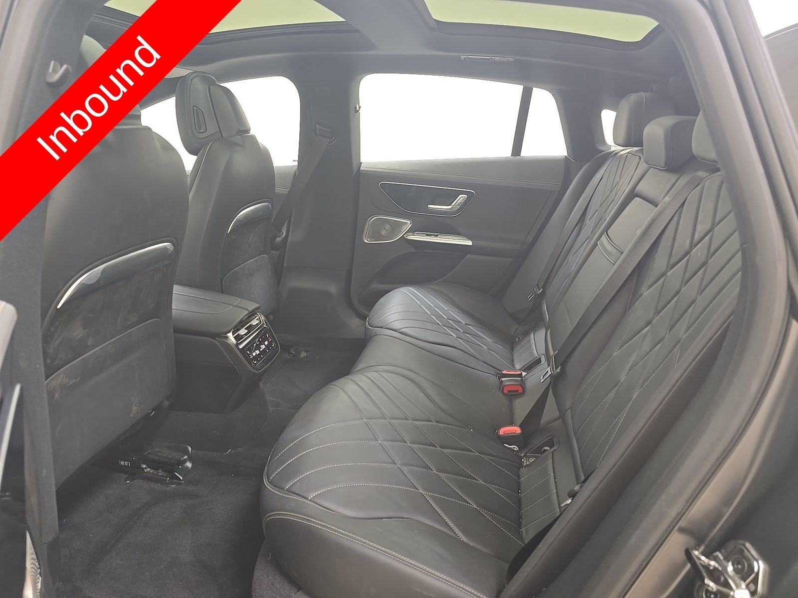 Used 2024 Gray Mercedes-Benz 500 Sedan image 9