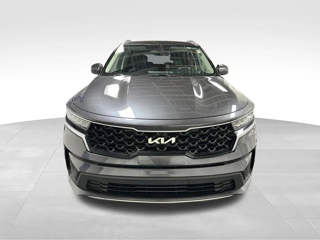 Used 2022 Gray Kia S image 6