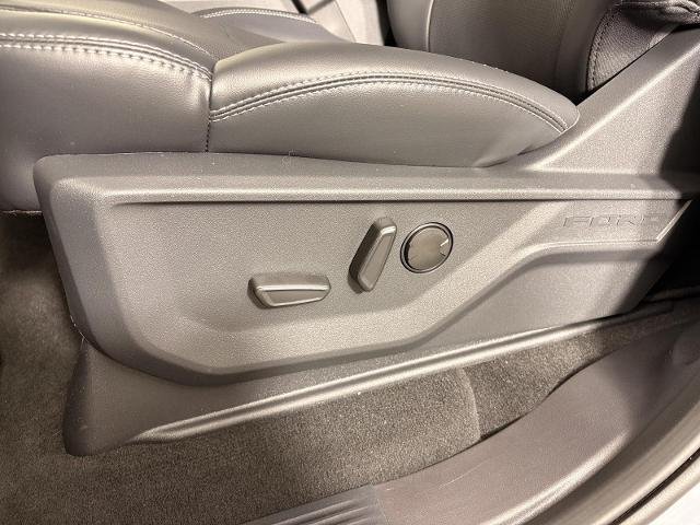 New 2026 Glacier Gray Metallic Tri-Coat Ford Platinum® image 60